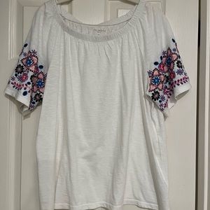 Talbots Cotton Knit Short Sleeve shirt w Embroidered Sleeves